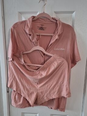Calvin Klein Muted Rose Short Sleeve Top & Shorts Set